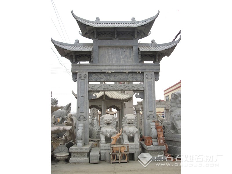 單門(mén)三樓青石石牌坊